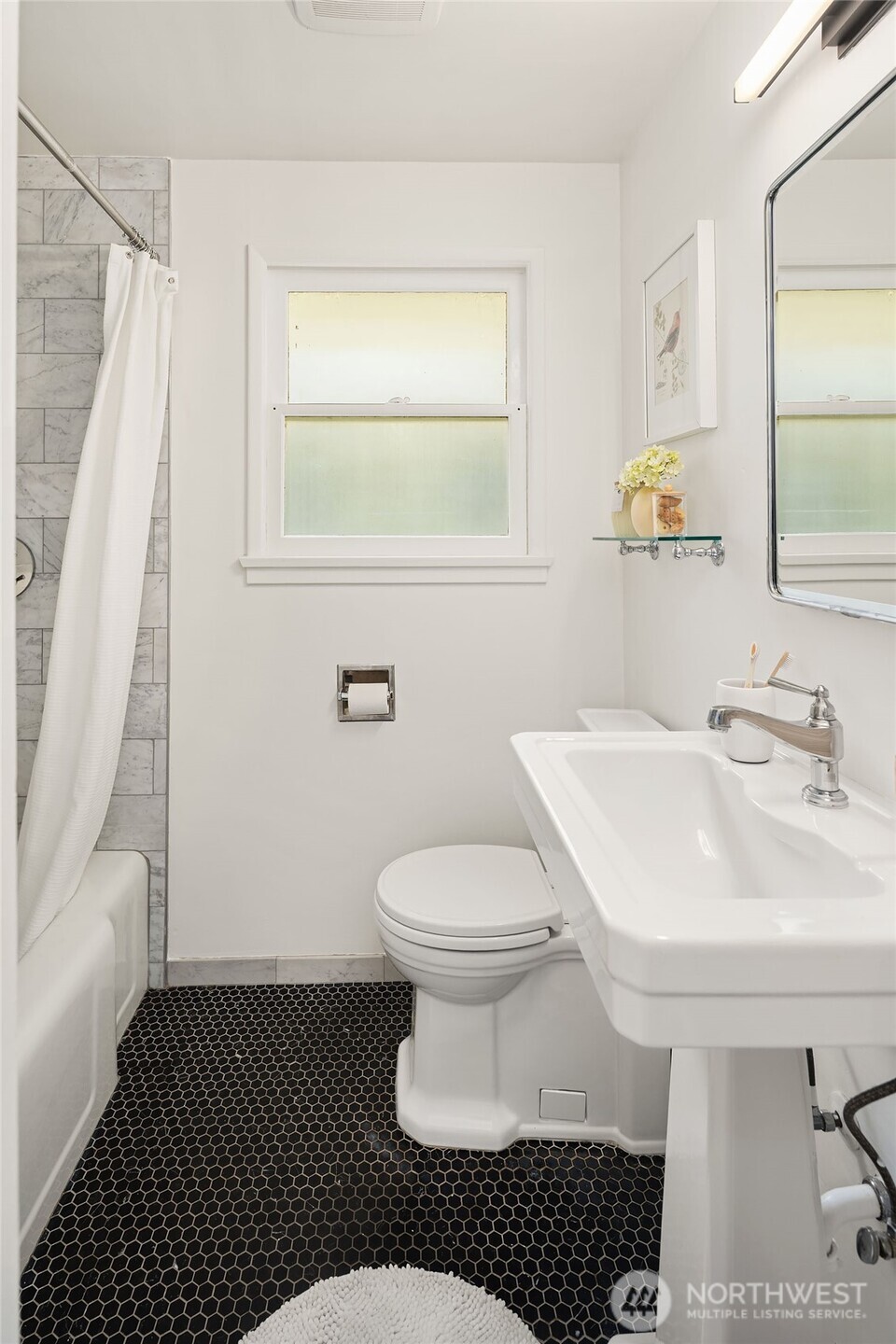 2265 Northeast 73rd Street Seattle, WA 98115 - Photo 15 of 32