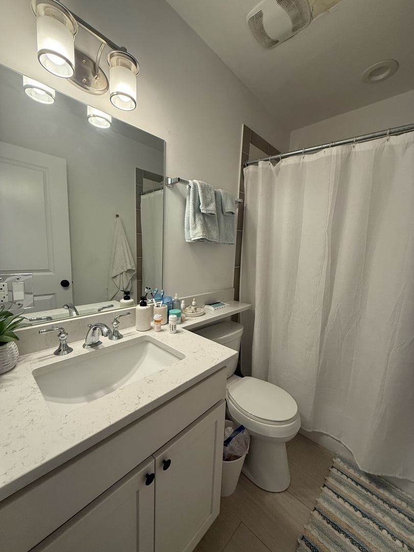 3142 North Racine Avenue, Unit 6 Chicago, IL 60657 - Photo 15 of 21