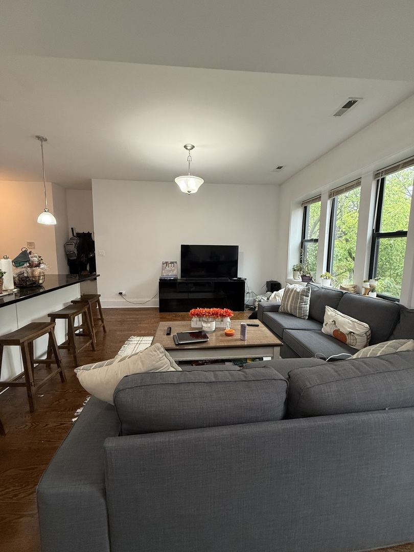 3142 North Racine Avenue, Unit 6 Chicago, IL 60657 - Photo 20 of 21