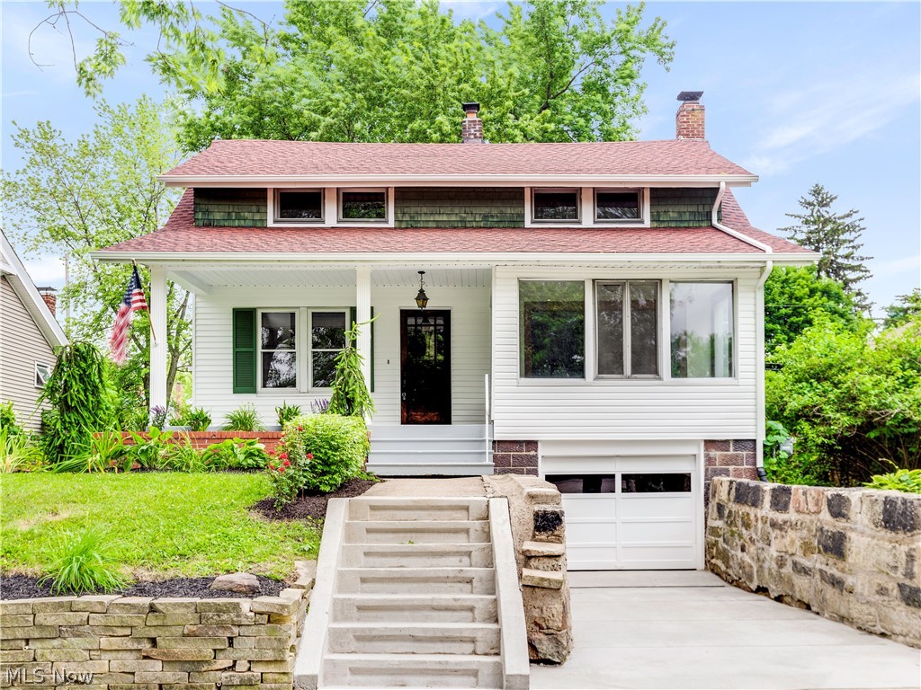 850 Rice Street Alliance, OH 44601 - Photo 1 of 29 Newly renovated 3 bedroom 2 full bath home with lots of character and charm