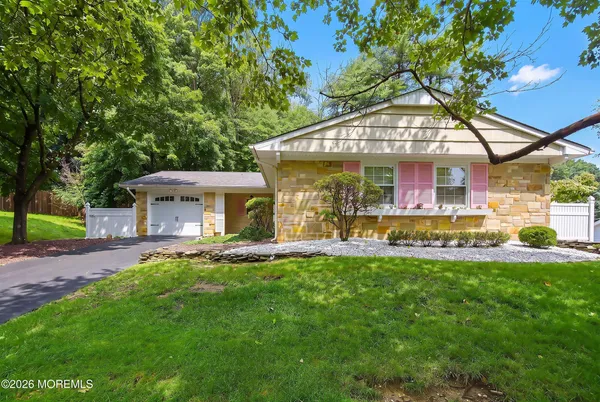 $625,000 | 95 Idlebrook Lane, Aberdeen, NJ 07747