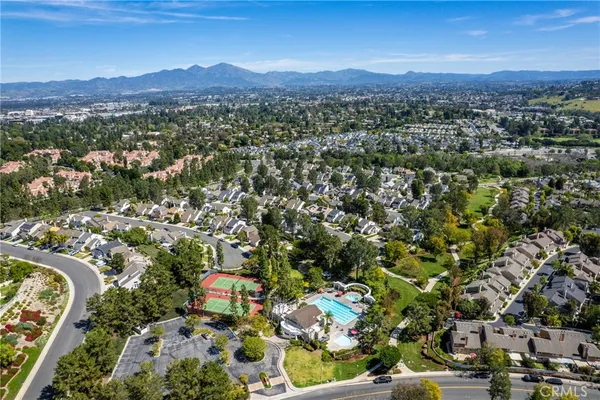 $1,330,000 | 17 Spicewood, Aliso Viejo, CA 92656