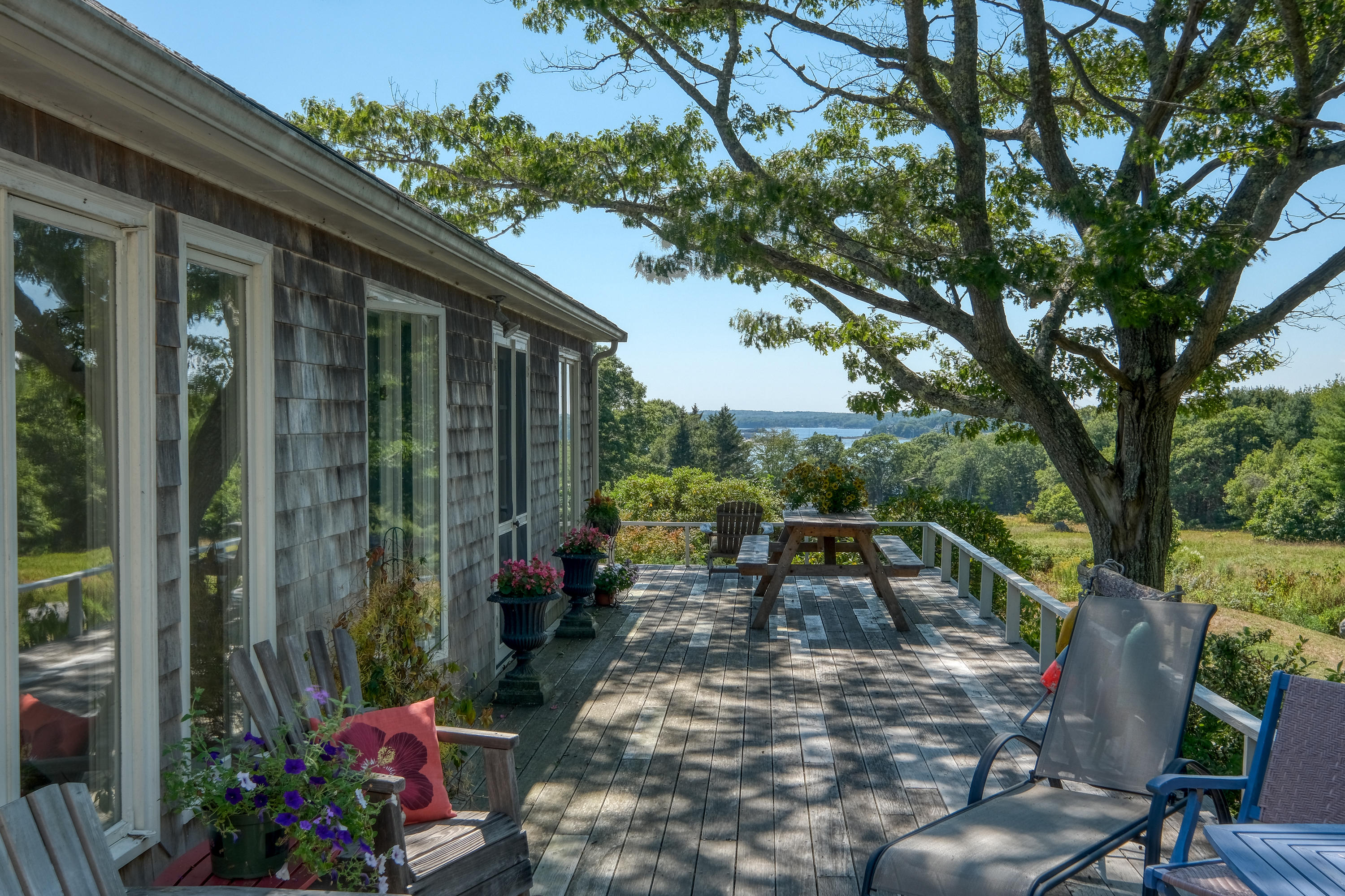 11 Bradley Shore Road Pemaquid, ME 04558 - Photo 8 of 57 20200817_11_Bradley_Shores_8418