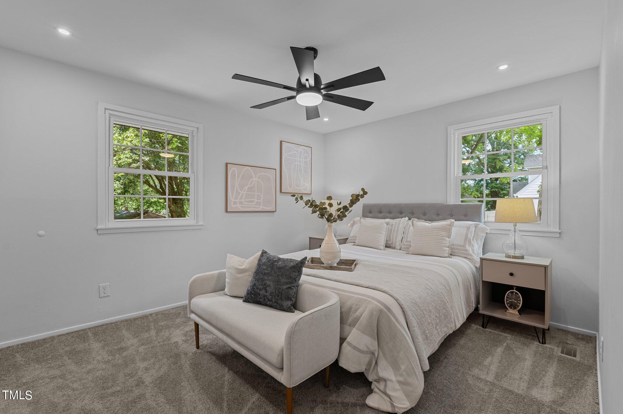 703 Latta Street Raleigh, NC 27607 - Photo 15 of 43 40-web-or-mls-DSC_4501