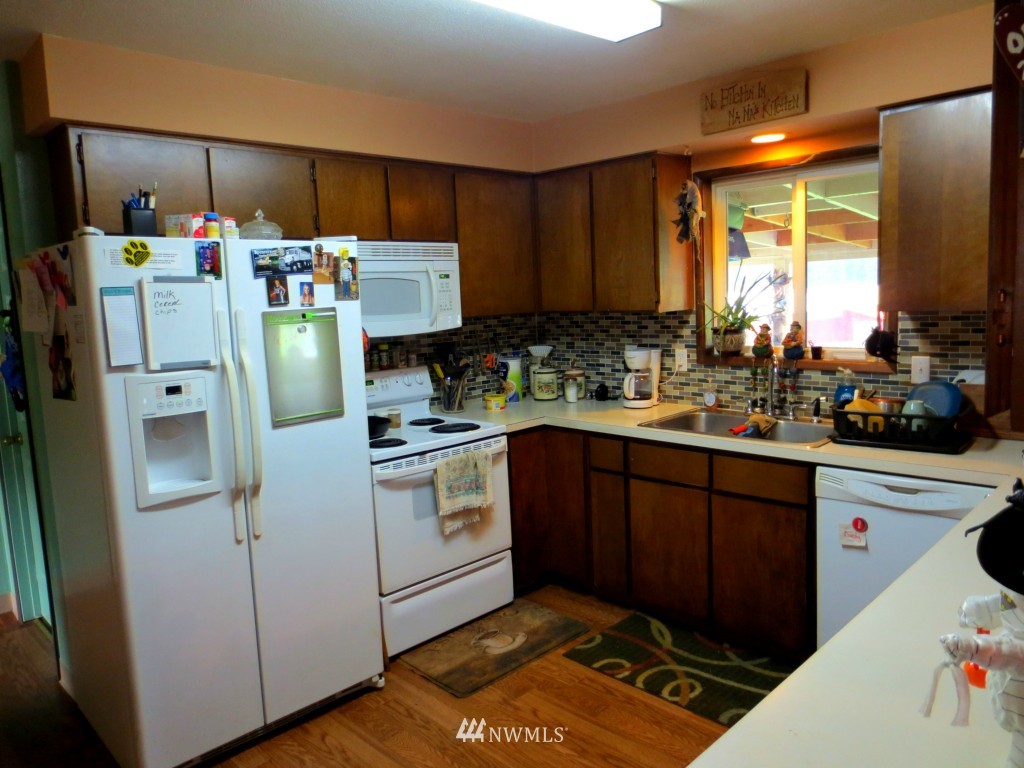 8953 Willow Grove Road Longview, WA 98632 - Photo 11 of 21