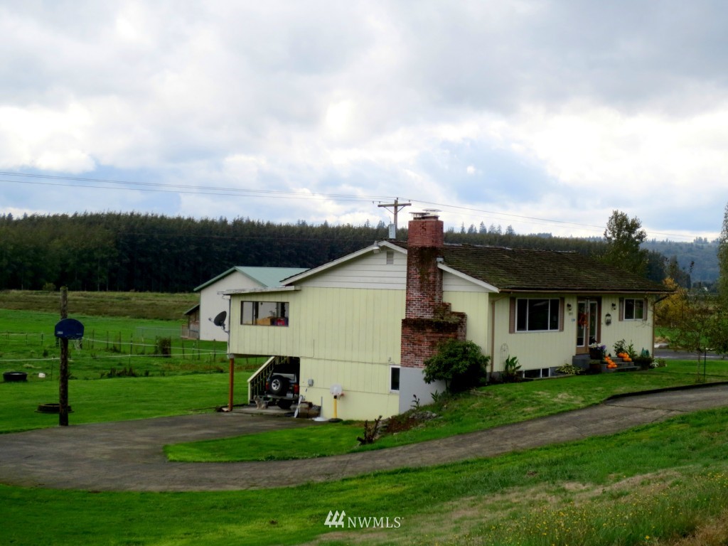 8953 Willow Grove Road Longview, WA 98632 - Photo 4 of 21