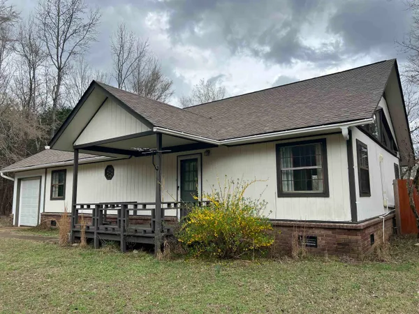 $185,000 | 1685 Fairway Drive, Saulsbury, TN 38067