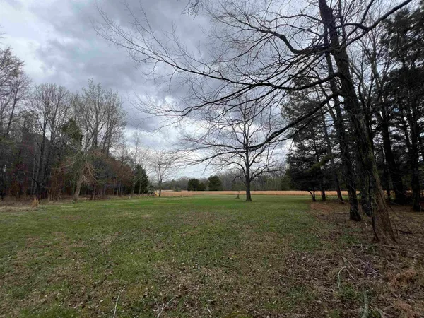 $185,000 | 1685 Fairway Drive, Saulsbury, TN 38067