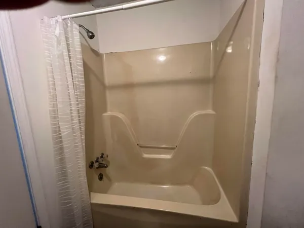 $185,000 | 1685 Fairway Drive, Saulsbury, TN 38067