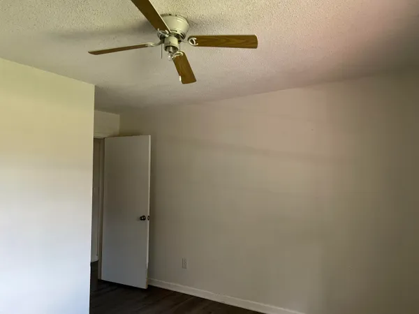 $185,000 | 1685 Fairway Drive, Saulsbury, TN 38067