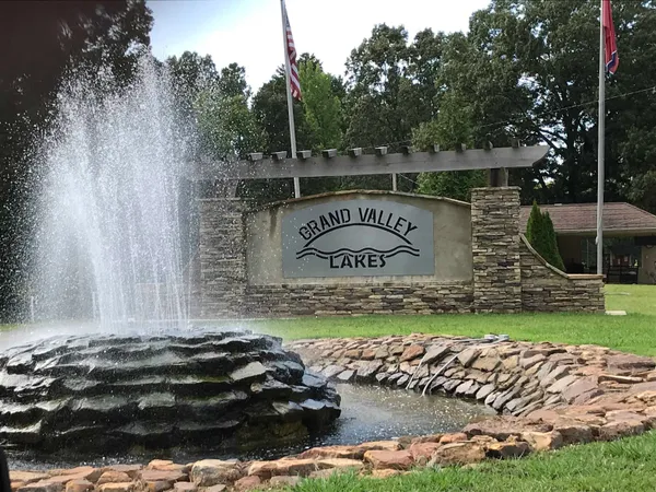 $185,000 | 1685 Fairway Drive, Saulsbury, TN 38067