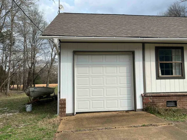 $185,000 | 1685 Fairway Drive, Saulsbury, TN 38067