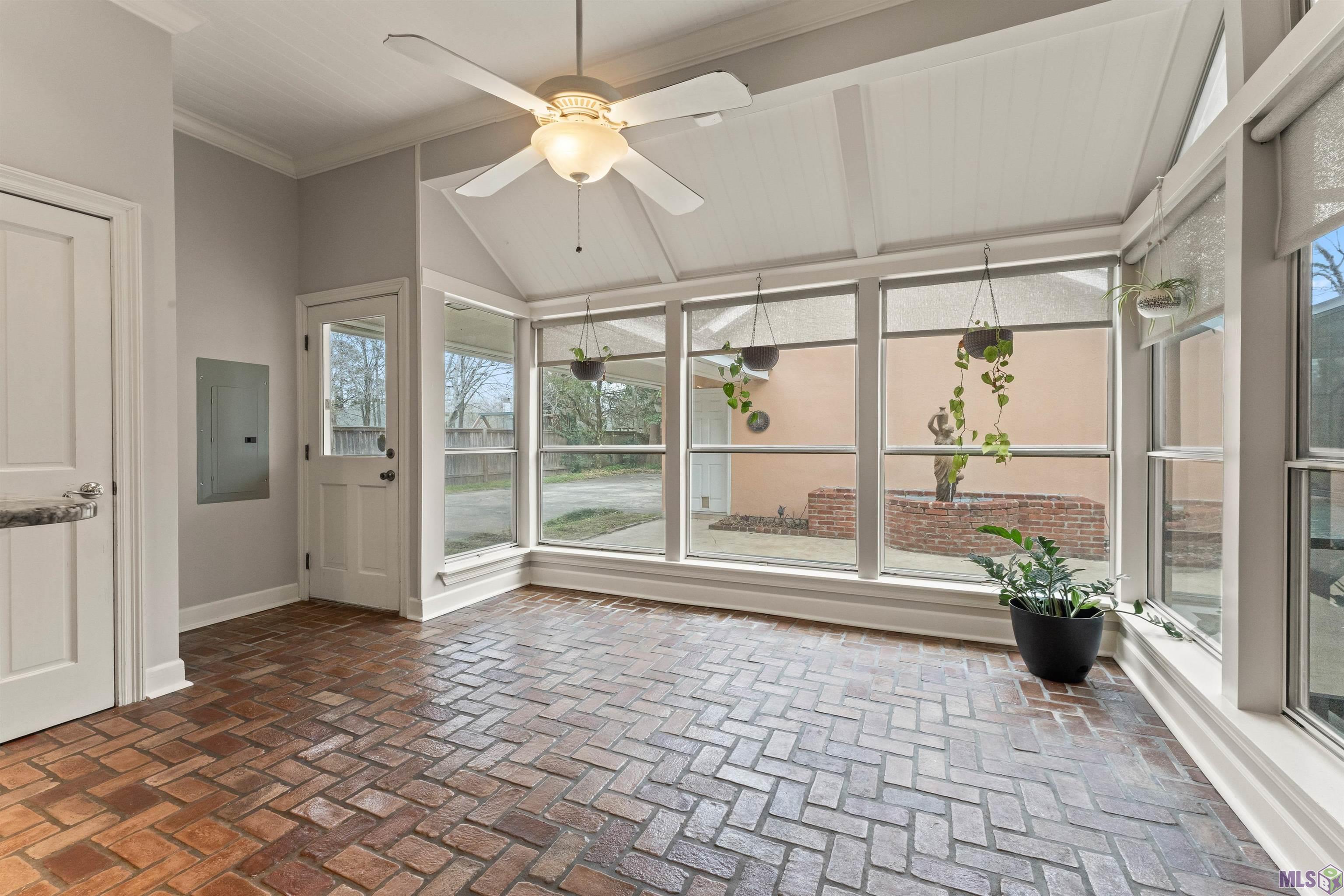 5743 Belle Grove Avenue Baton Rouge, LA 70820 - Photo 8 of 59