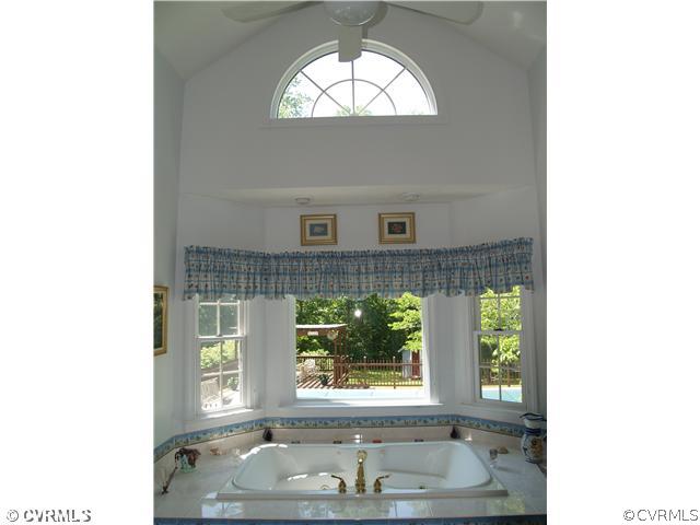 7921 Deer Run Road New Kent, VA 23124 - Photo 7 of 12 Master Bath - Jetted Tub in Luxurious Master Bath
