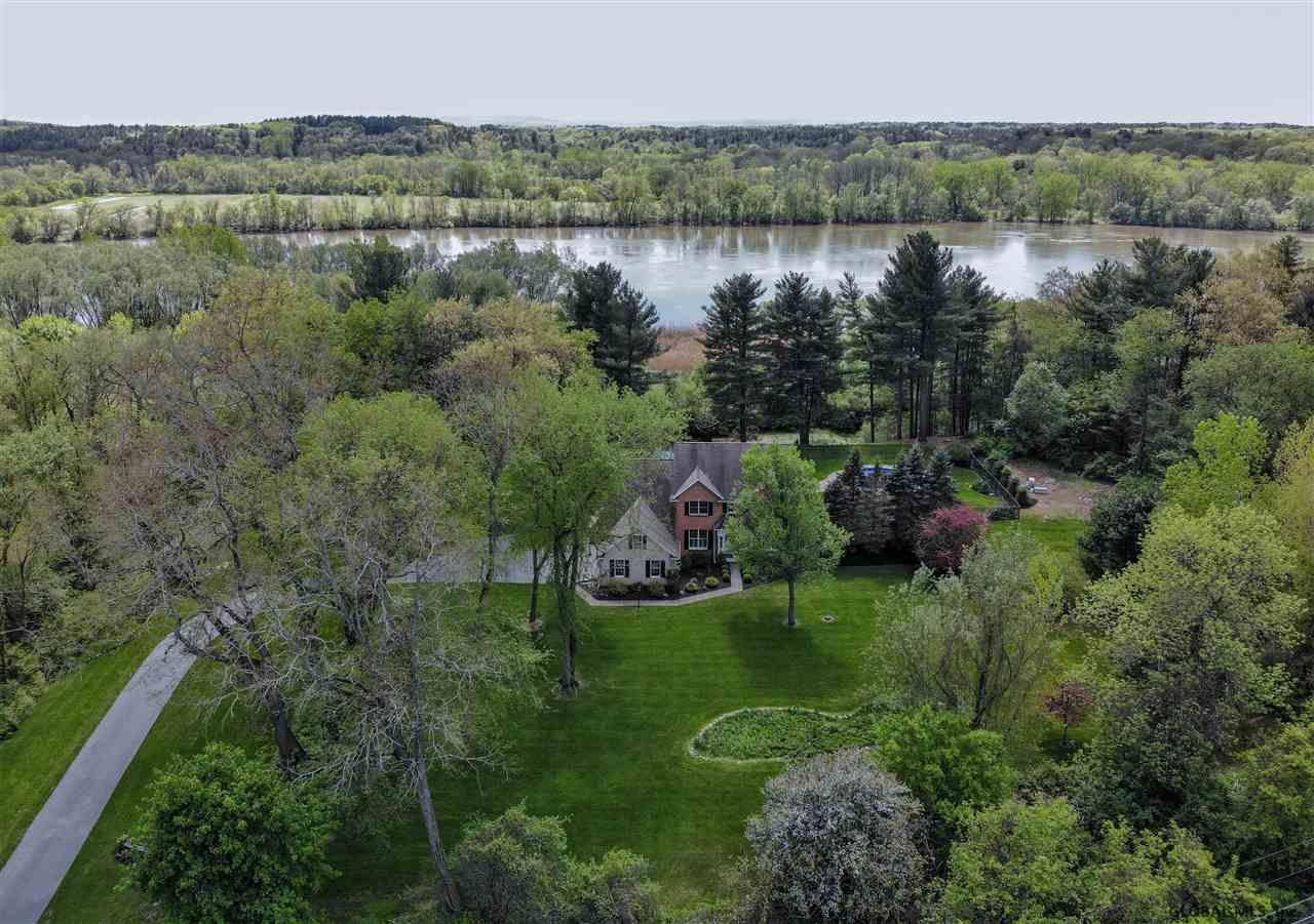 376 Riverview Road Rexford, NY 12148 - Photo 4 of 51 Photo 4