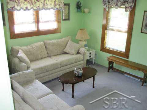 3805 Old King Road Saginaw, MI 48601 - Photo 8 of 14 20354530-7.JPG