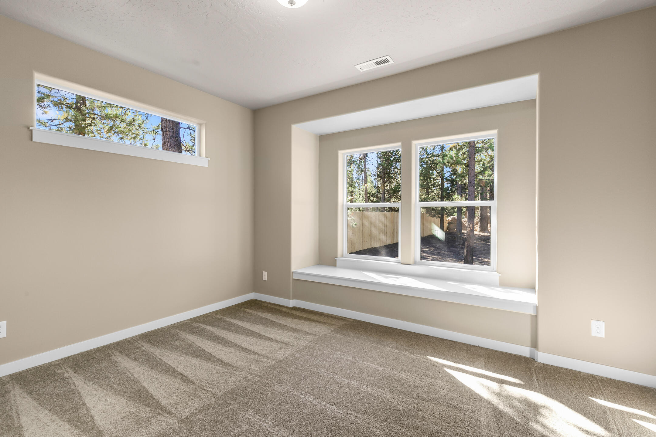 17144 Downey Road Bend, OR 97707 - Photo 16 of 41 Bedroom 2 could be an office also.