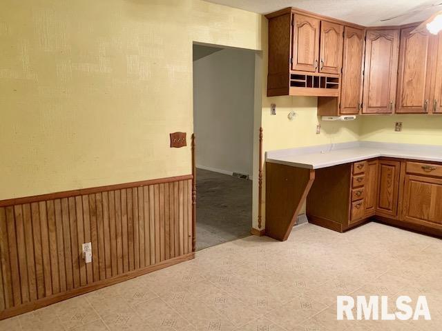 308 Walnut Valley Drive Springfield, IL 62707 - Photo 8 of 15