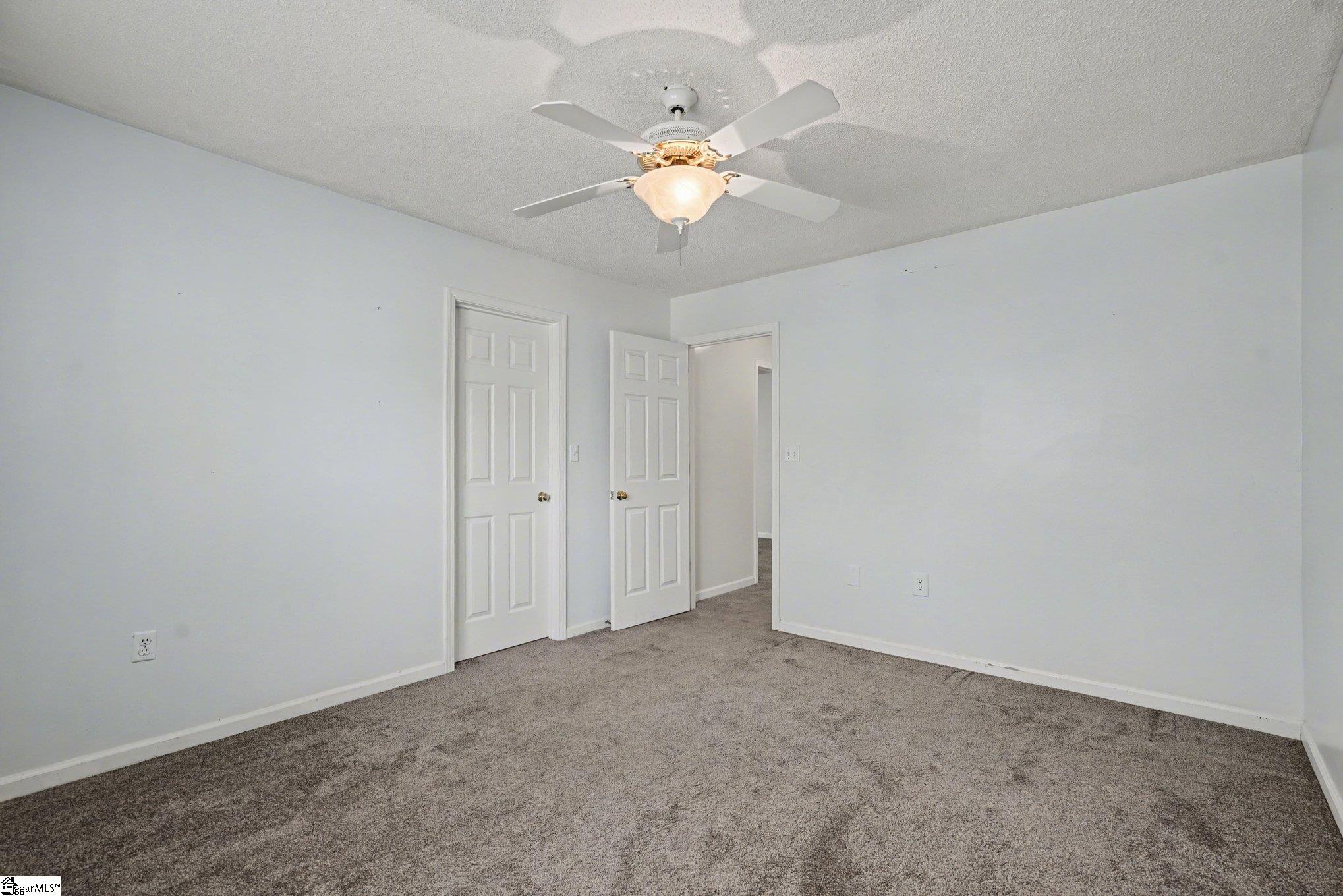 605 Shadow Oaks Drive Easley, SC 29642 - Photo 24 of 38