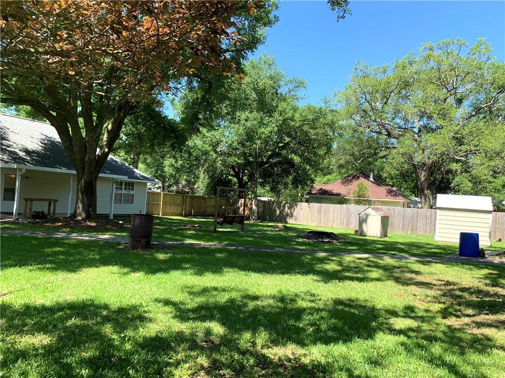 27155 Tag A Long Road Lacombe, LA 70445 - Photo 17 of 22