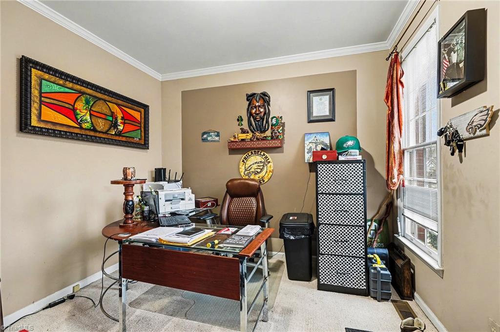 4008 Deerfield Street High Point, NC 27265 - Photo 11 of 29 Office-main