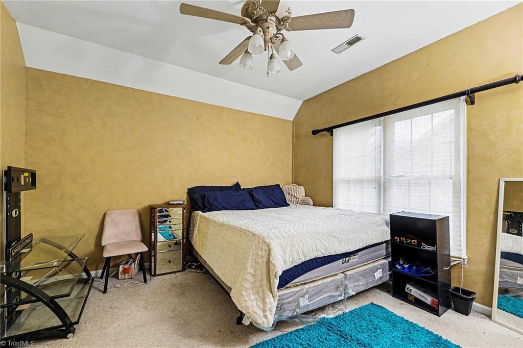 4008 Deerfield Street High Point, NC 27265 - Photo 17 of 29