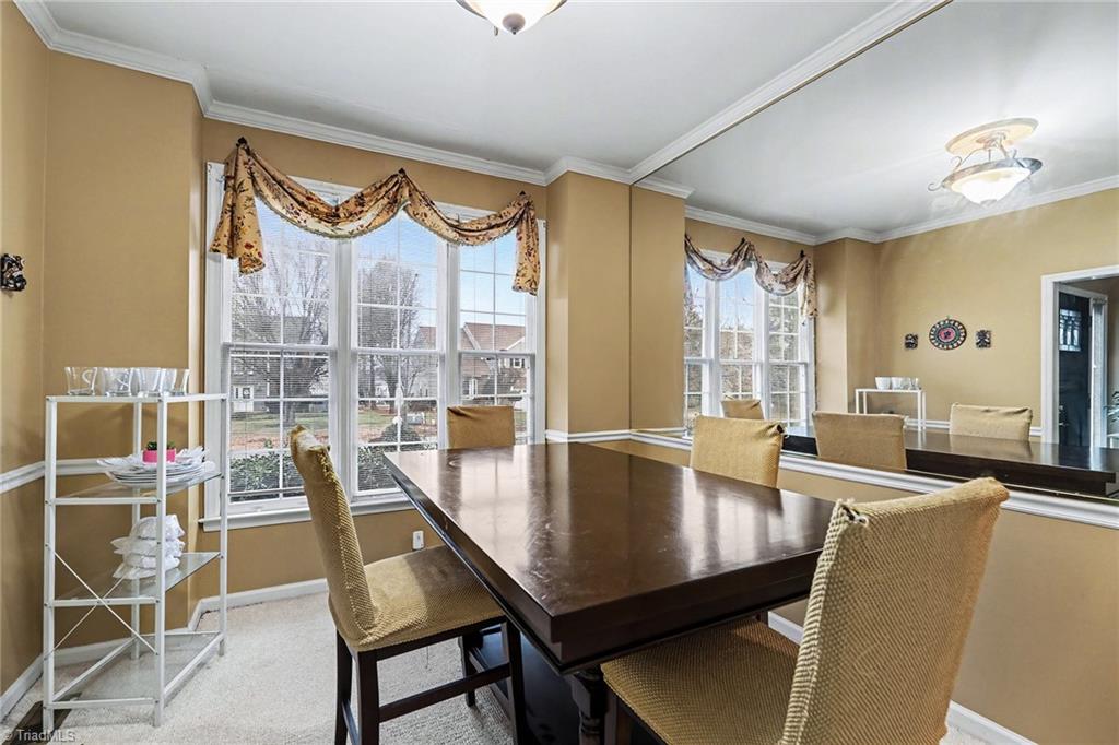 4008 Deerfield Street High Point, NC 27265 - Photo 10 of 29 dining room