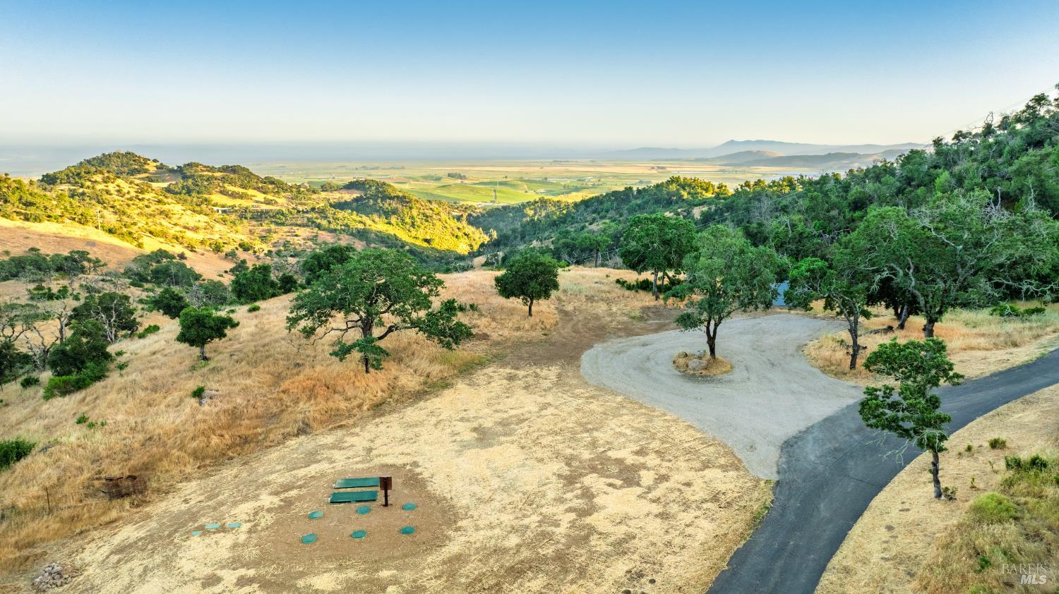 19539 Arrowhead Mountain Road Sonoma, CA 95476 - Photo 2 of 12