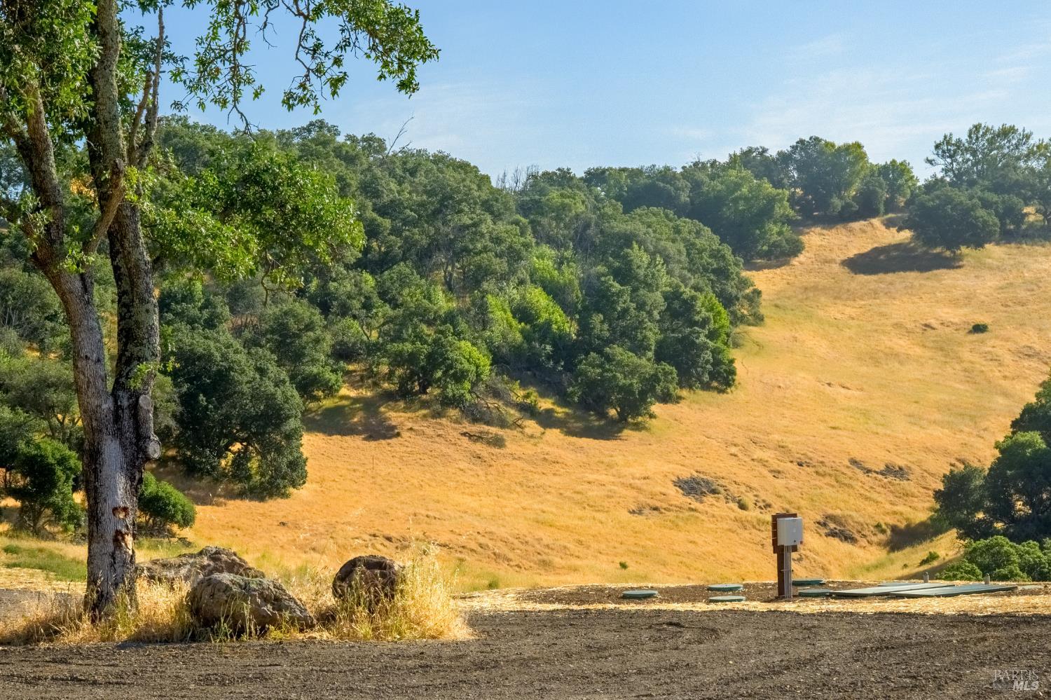 19539 Arrowhead Mountain Road Sonoma, CA 95476 - Photo 9 of 12