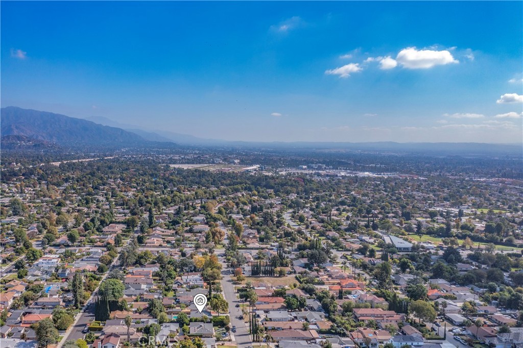 3837 Mountain View Avenue Pasadena, CA 91107 - Photo 36 of 41 an aerial view of residential houses with city view