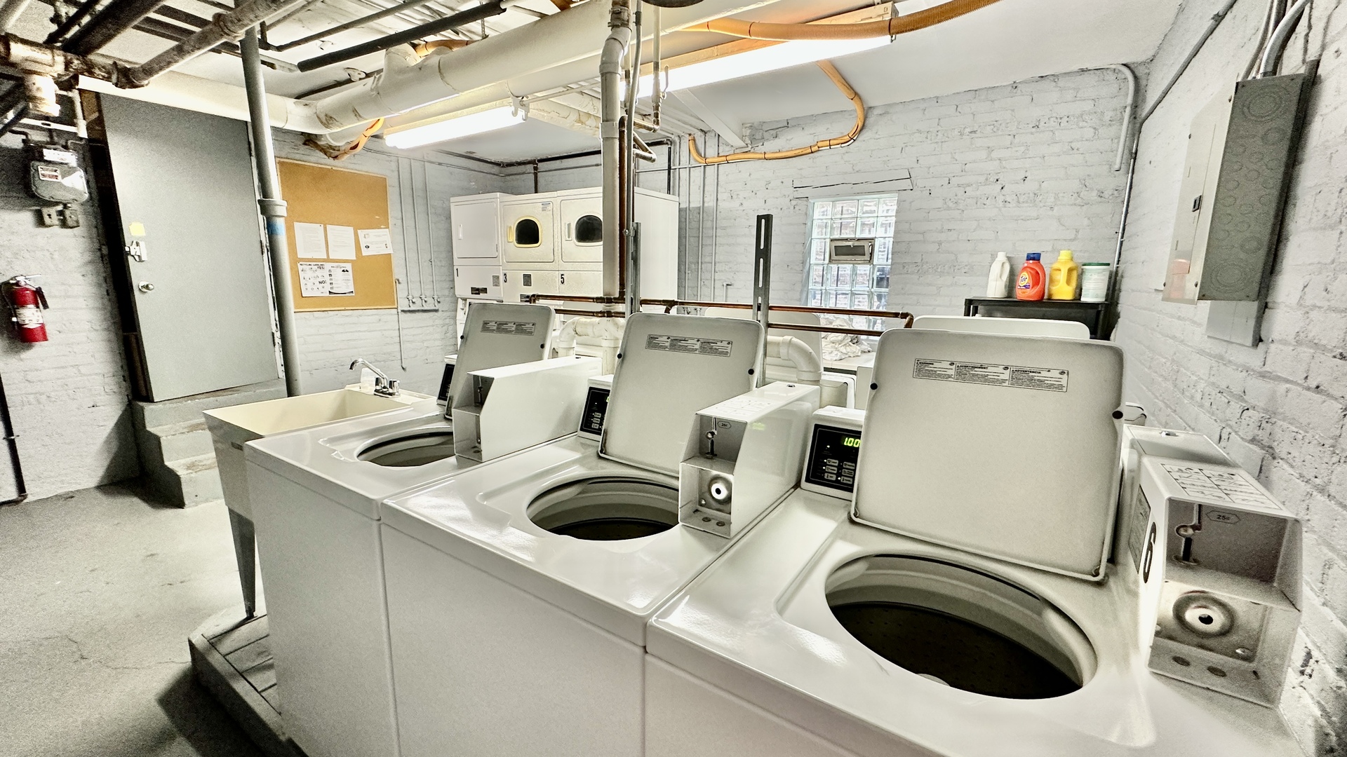 1319 West Addison Street, Unit 1A Chicago, IL 60613 - Photo 20 of 20