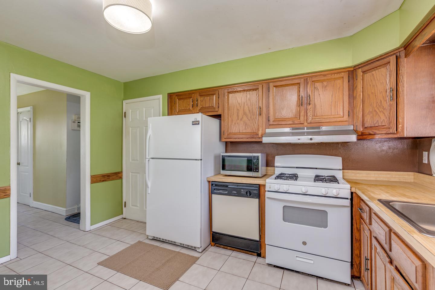 601 King George Road Cherry Hill, NJ 08034 - Photo 12 of 38 Gallery Image 12