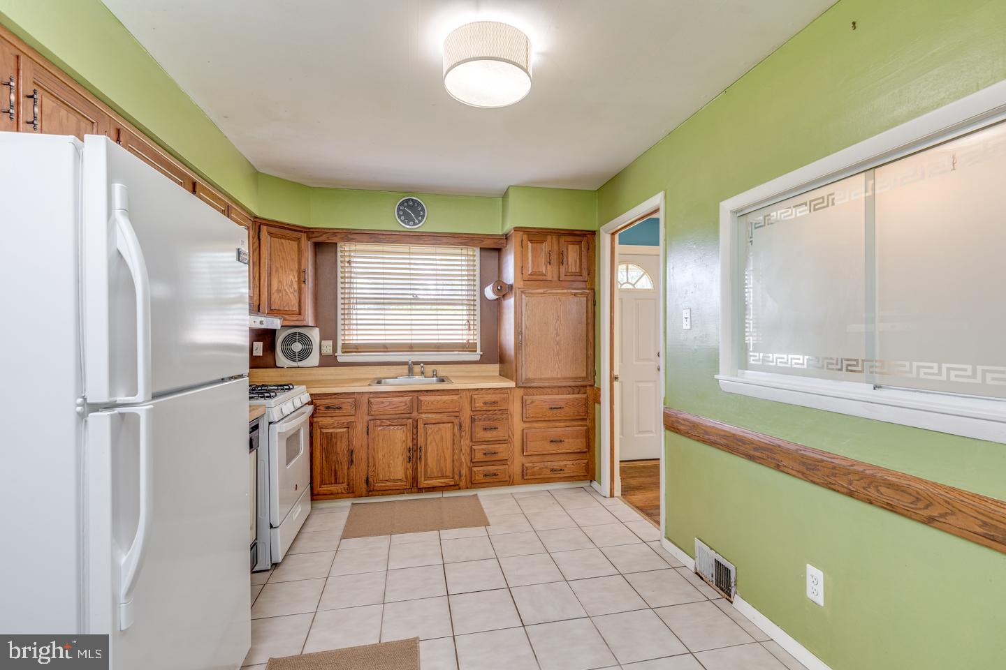 601 King George Road Cherry Hill, NJ 08034 - Photo 14 of 38 Gallery Image 14
