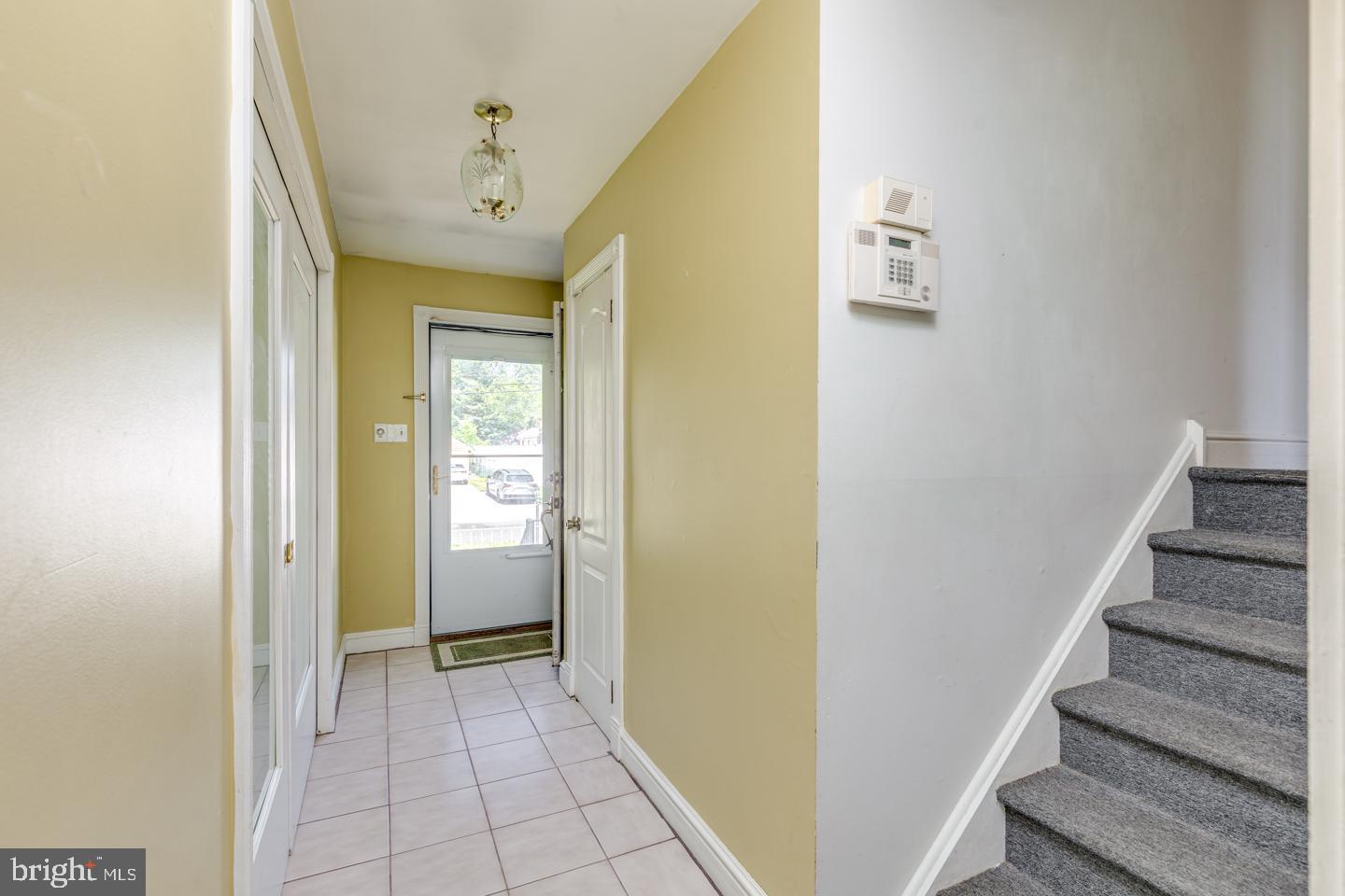 601 King George Road Cherry Hill, NJ 08034 - Photo 6 of 38 Gallery Image 6