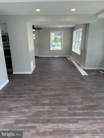 $2,300 | 2102 Reading Avenue, West Lawn, PA 19609