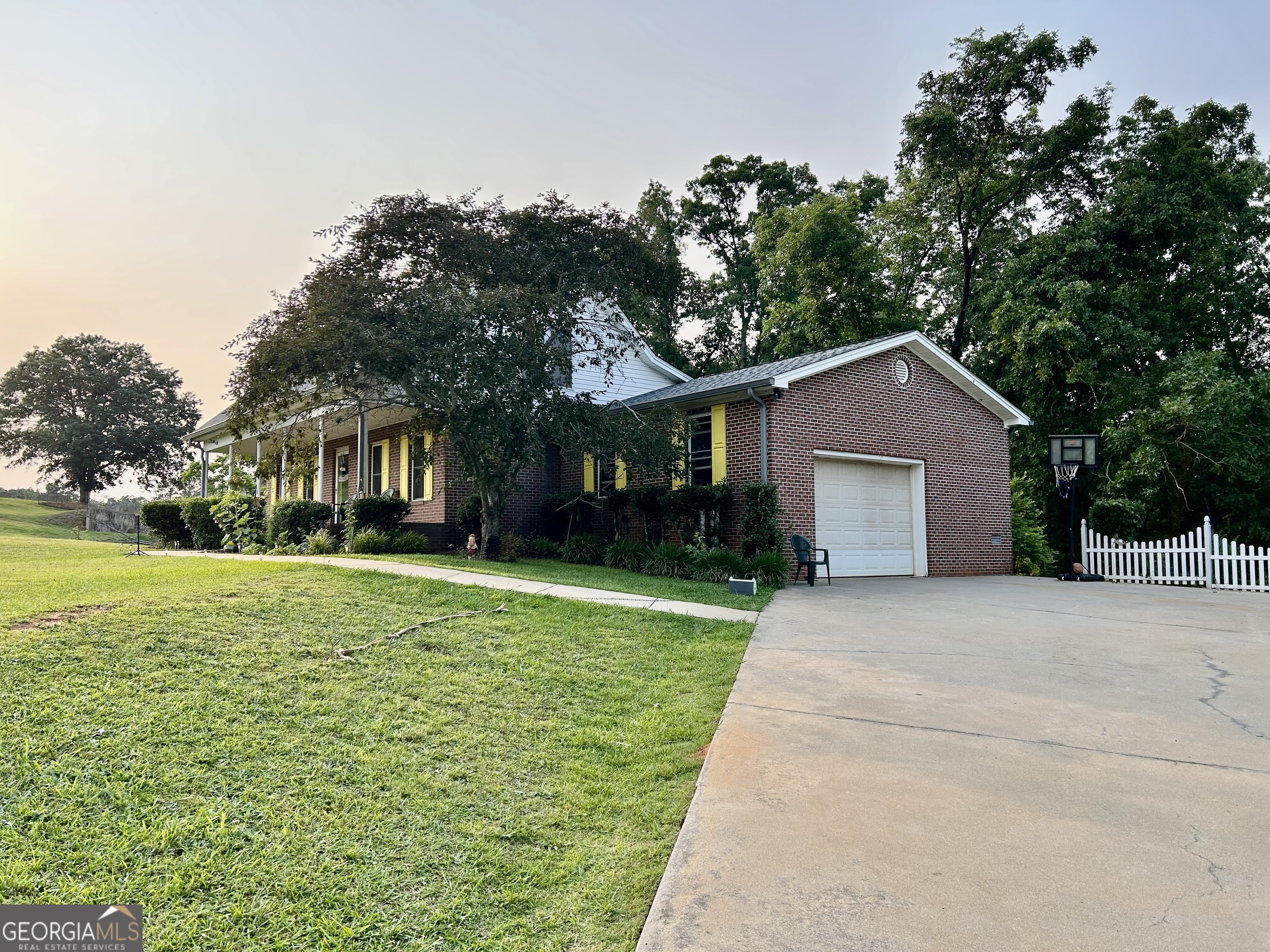 3272 Horace Road Bowman, GA 30624 - Photo 3 of 40 a front view of house with yard and green space