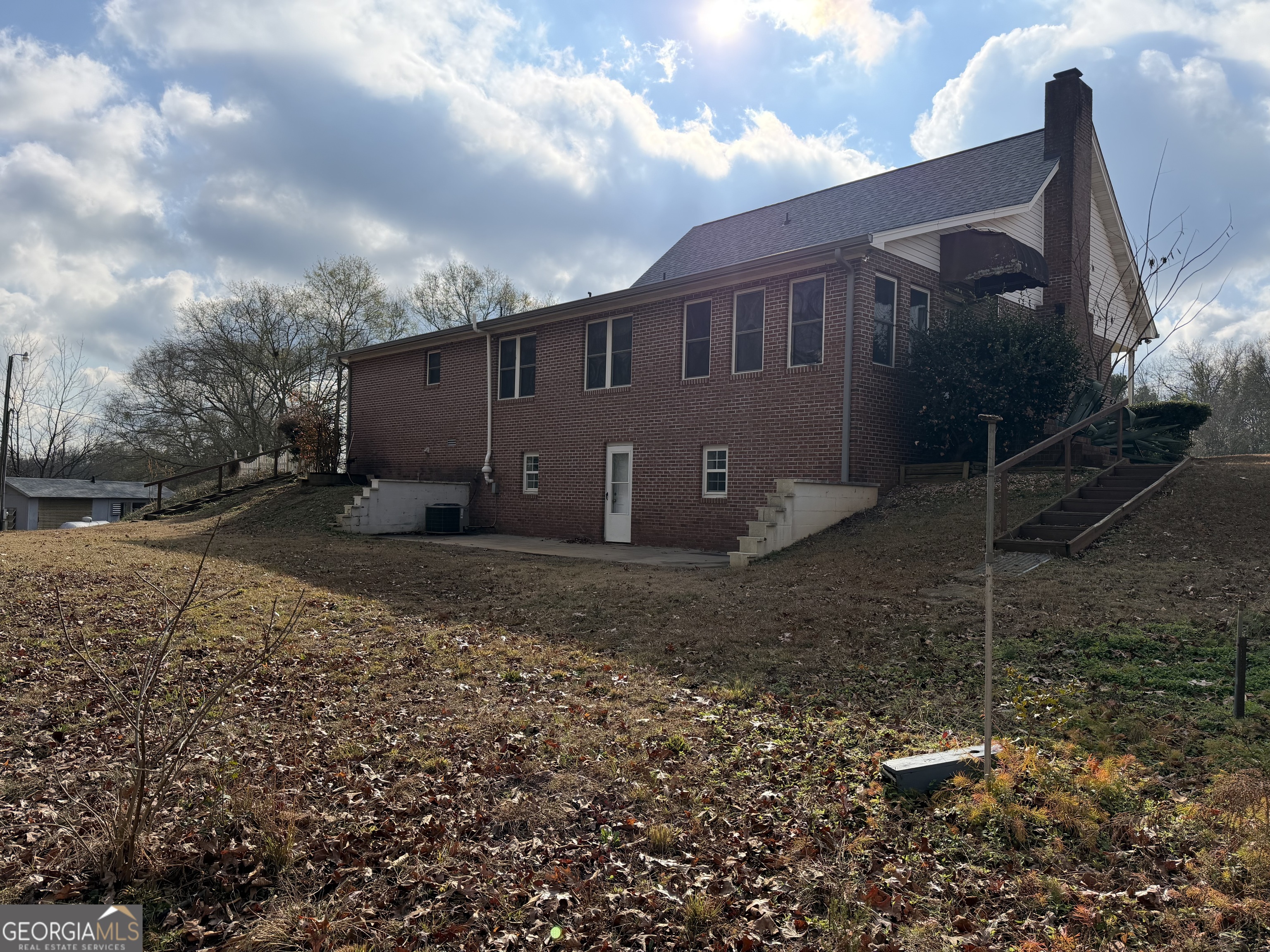 3272 Horace Road Bowman, GA 30624 - Photo 8 of 40 a backyard of a house