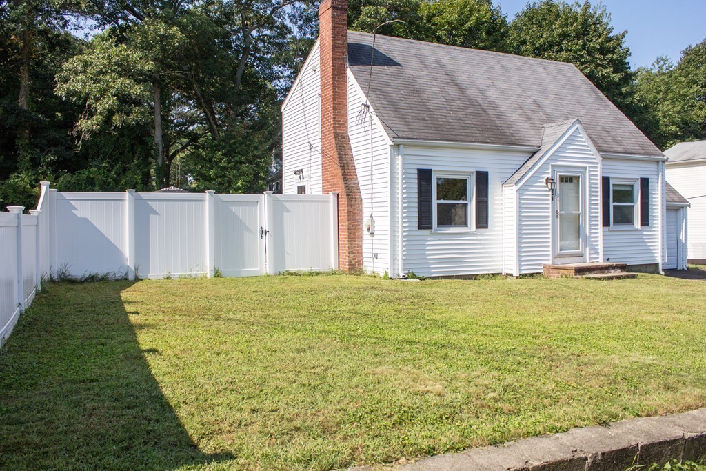 31 Netta Road Dedham, MA 02026 - Photo 2 of 22 Gallery Image 2