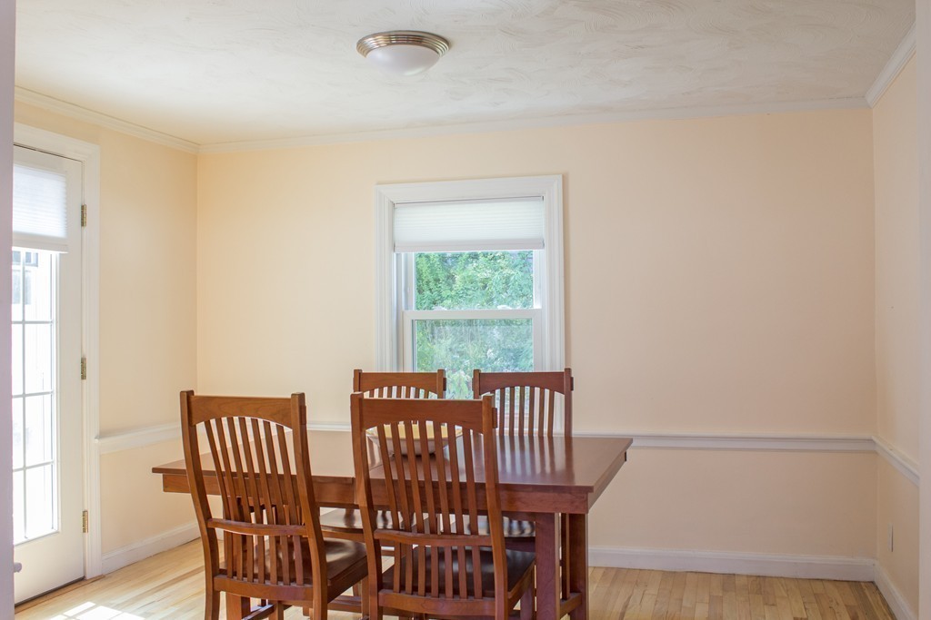 31 Netta Road Dedham, MA 02026 - Photo 8 of 22 Gallery Image 8