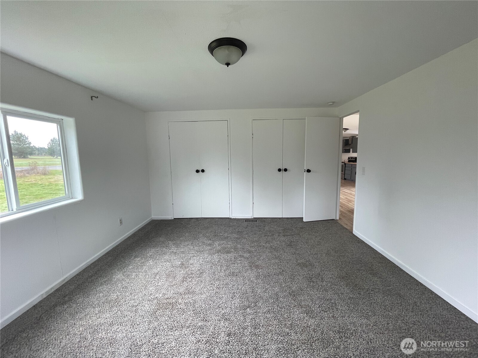 564 West Avery Road Winlock, WA 98596 - Photo 15 of 24 a view of an empty room and window