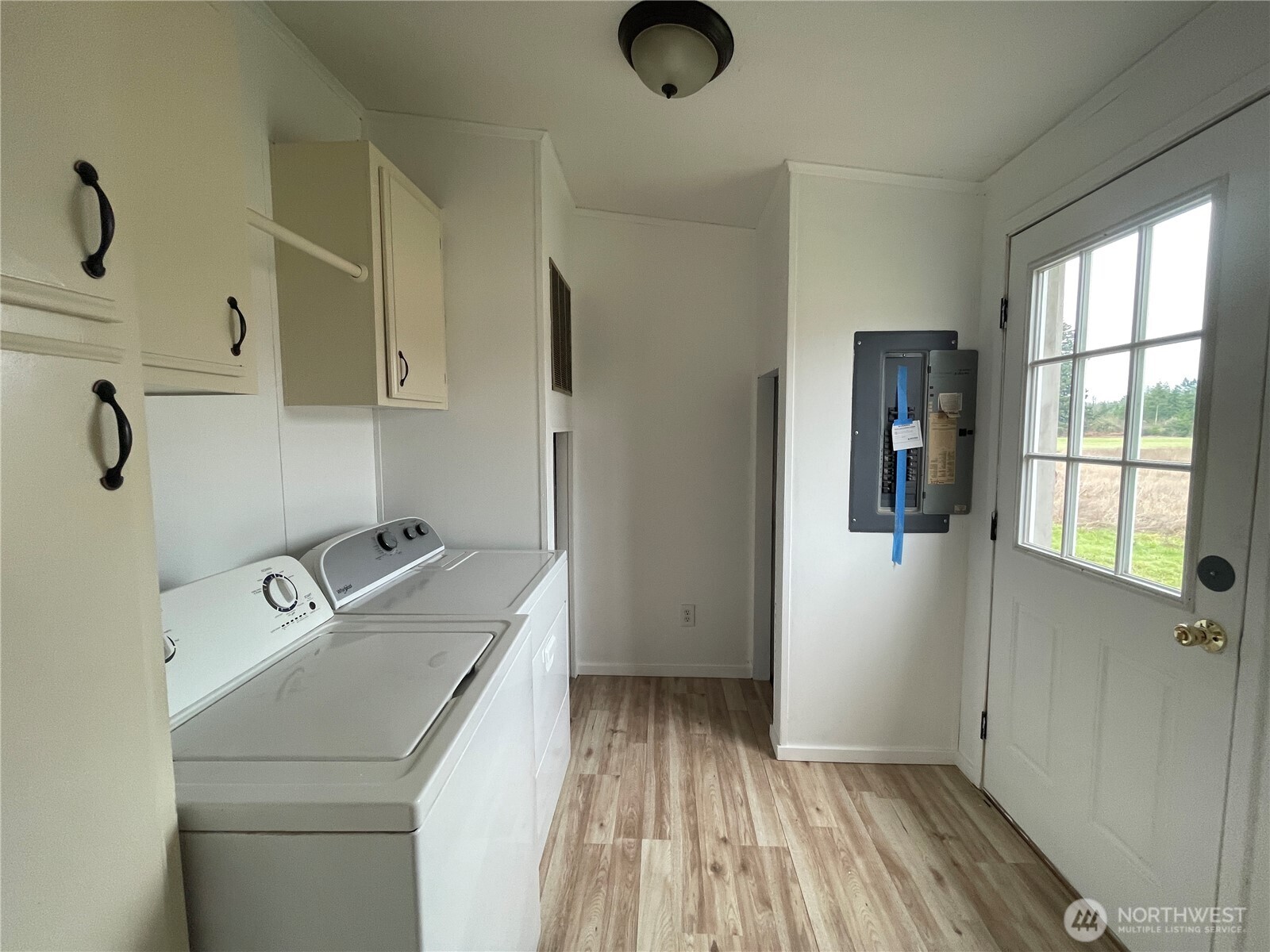 564 West Avery Road Winlock, WA 98596 - Photo 19 of 24 a room with storage and utility