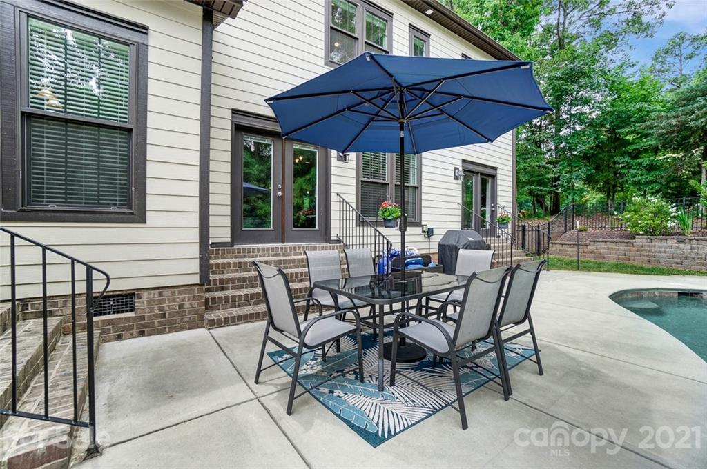 6748 Montgomery Road Lake Wylie, SC 29710 - Photo 37 of 48 Gallery Image 37