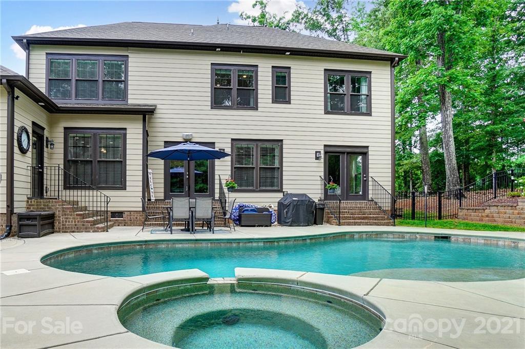 6748 Montgomery Road Lake Wylie, SC 29710 - Photo 42 of 48 Gallery Image 42