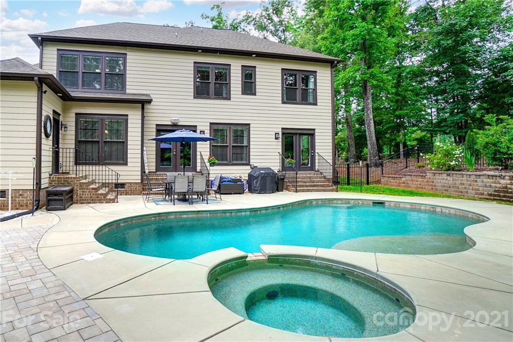 6748 Montgomery Road Lake Wylie, SC 29710 - Photo 43 of 48 Gallery Image 43