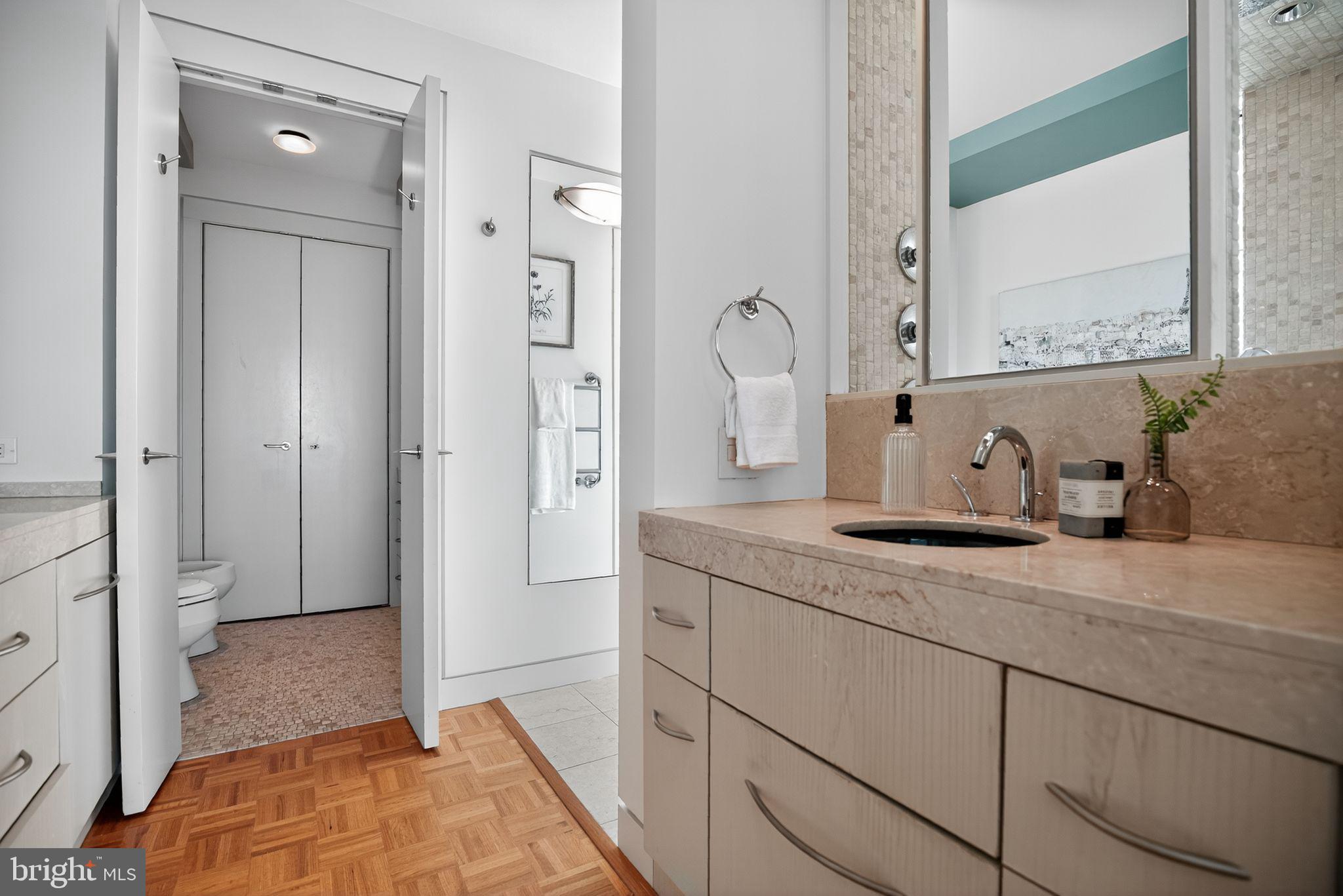 1820 Rittenhouse Square, Unit 1802 Philadelphia, PA 19103 - Photo 15 of 28 Primary Bathroom