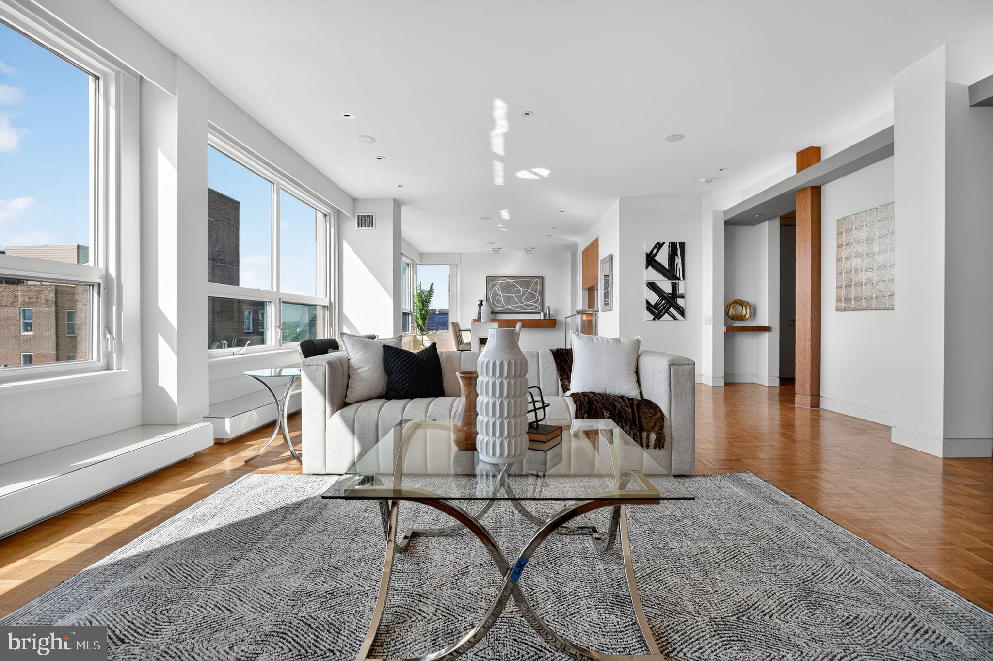 1820 Rittenhouse Square, Unit 1802 Philadelphia, PA 19103 - Photo 4 of 28 Gallery Image 4