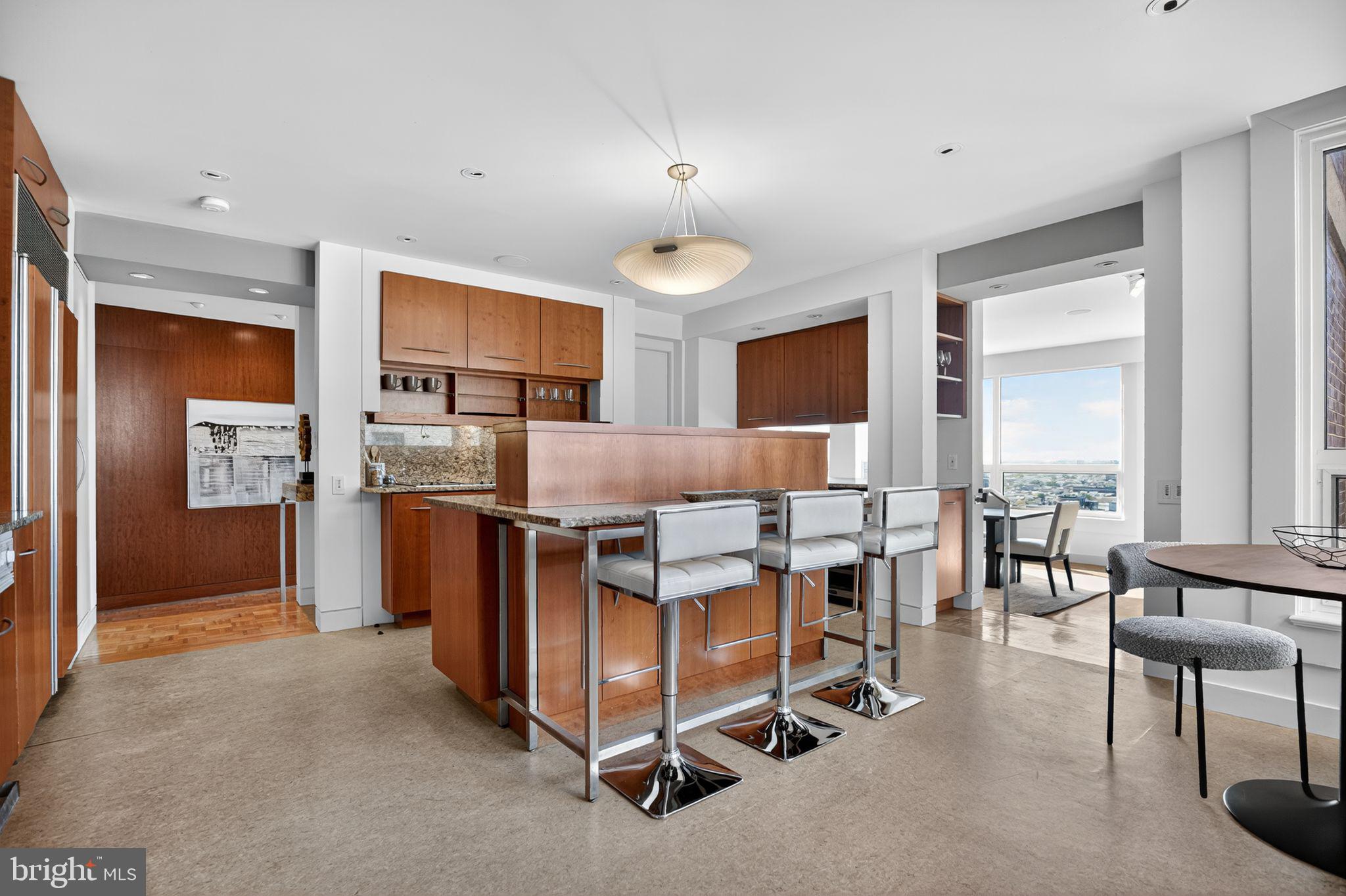 1820 Rittenhouse Square, Unit 1802 Philadelphia, PA 19103 - Photo 7 of 28 Gallery Image 7