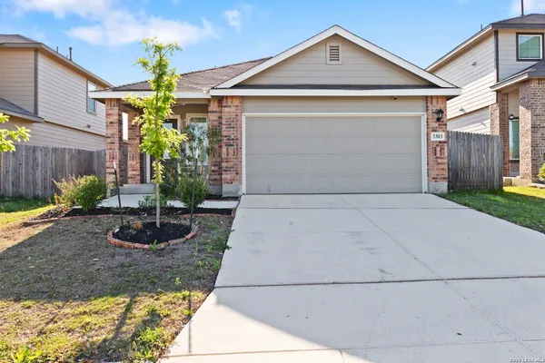 $1,850 | 3303 Mission River, San Antonio, TX 78245