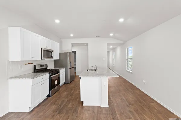 $1,850 | 3303 Mission River, San Antonio, TX 78245