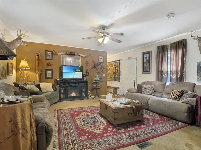 $139,999 | 10134 Cobb Branch Road, Franklin, TX 77856